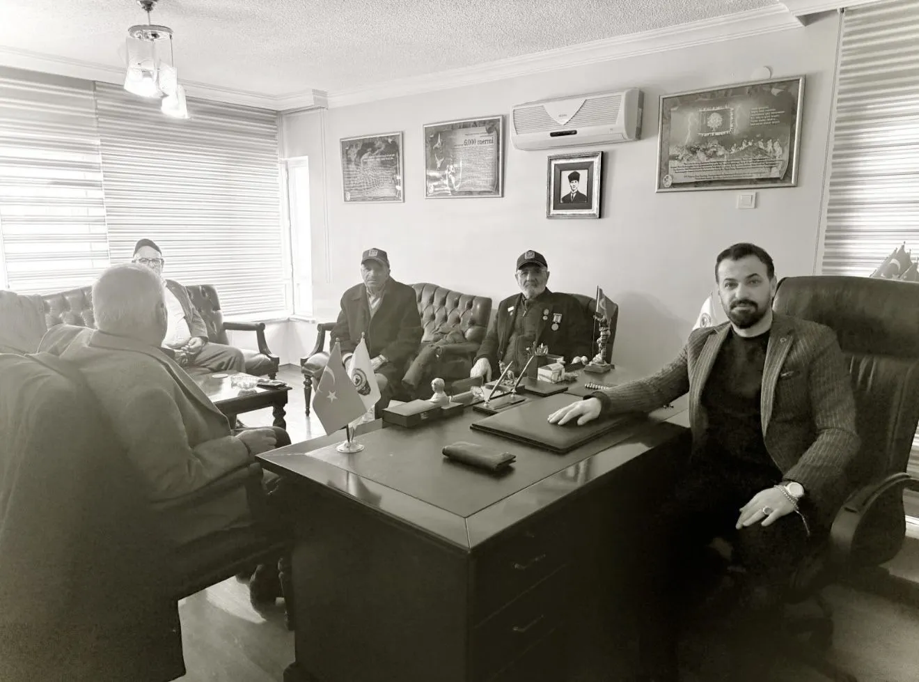 ŞEHİT AİLELERİ ve GAZİLERİMİZDEN GENEL MERKEZE ZİYARET